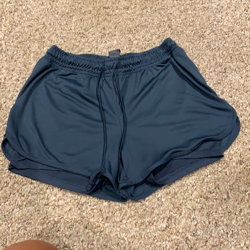 Champion shorts size medium